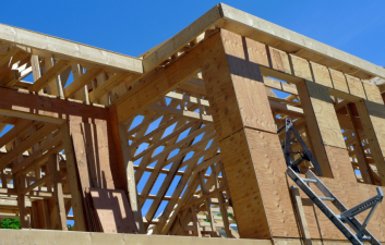 Na čem nešetřit ani u levných dřevostaveb