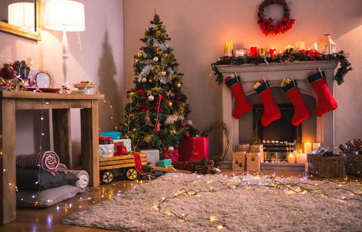 V&aacute;nočn&iacute; dekorace s vůn&iacute; dřeva