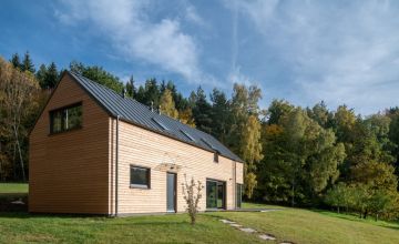 Reference - rekreační dřevostavba na klíč, realizace spol. ALFAHAUS