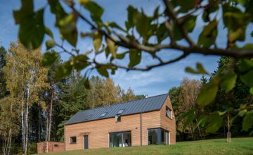 Reference - rekreační dřevostavba na klíč, realizace spol. ALFAHAUS