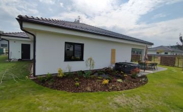 Reference: kompaktní rodinný dům v systému ALFADIFU, stavba na klíč, realizace ALFAHAUS