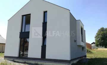 montovany-dum-pecky-u-kolina-exterier-1