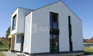montovany-dum-pecky-u-kolina-exterier-4