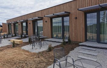 Reference: multifunkční budova v golfovém resortu